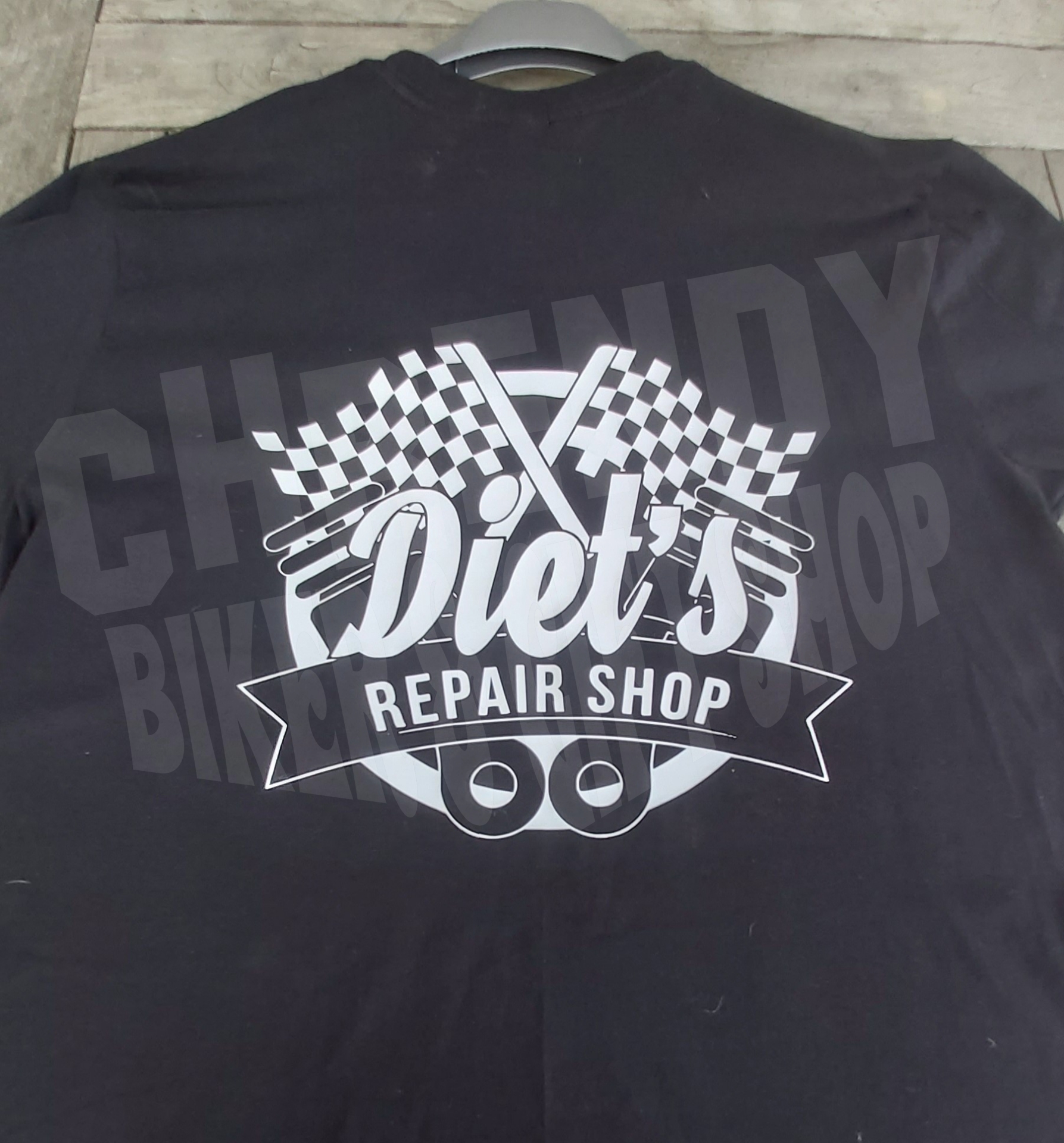 T-shirt Diets Repair Shop